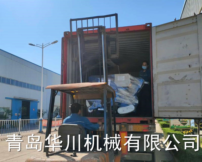 路面拋丸機(jī)設(shè)備裝車