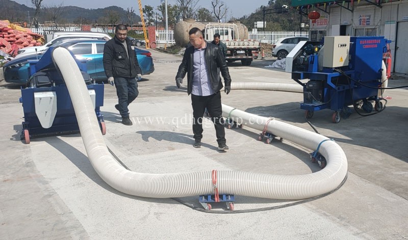 移動拋丸機(jī)施工現(xiàn)場